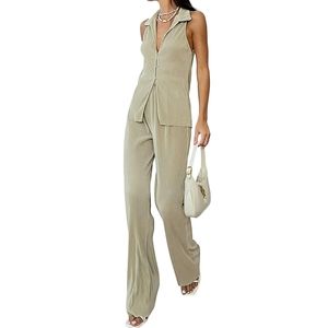 NWT Commense 2-Piece Light Green Pleated Textured Button-Up Tank & Pants Set